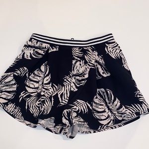 Flowy shorts